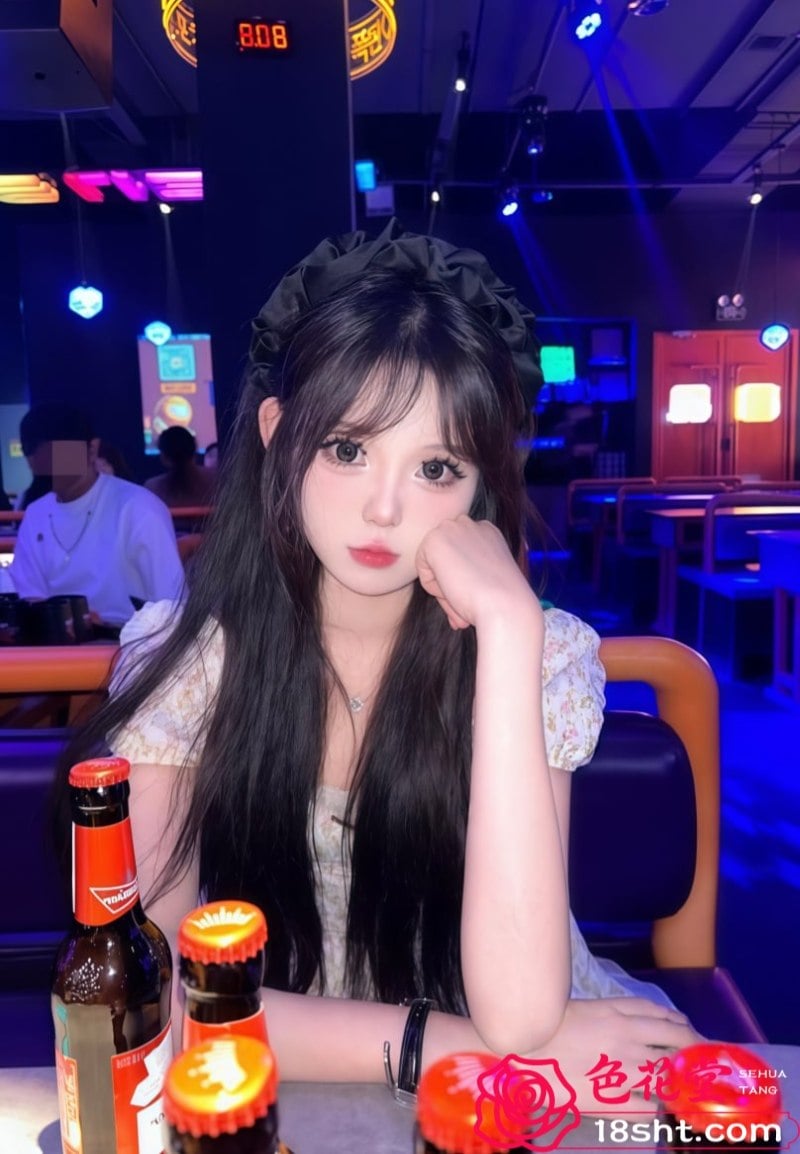 đụ em sgbb xinh đẹp đang là sinh viên năm nhất